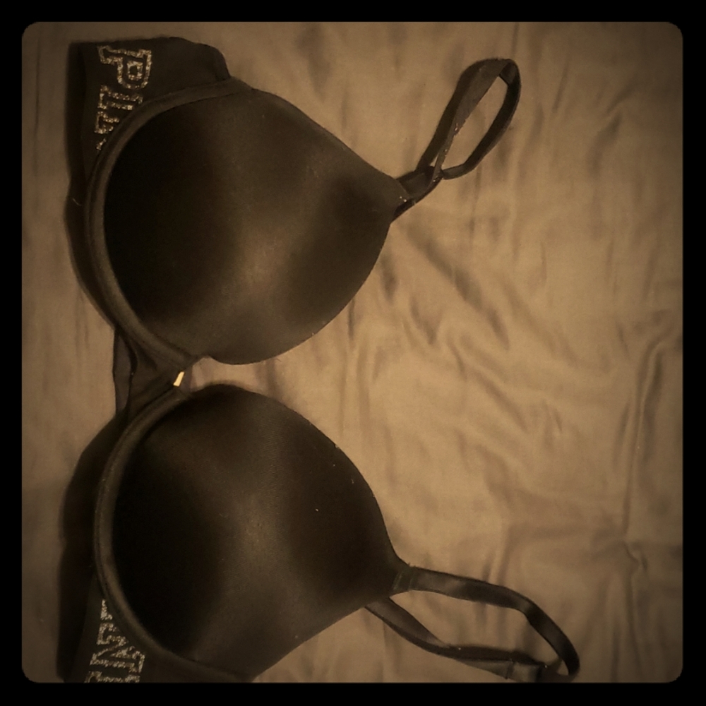 Victoria's secret size 34B  pushup bra
